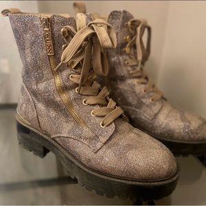NWOB! Guess Fearne Gold Shimmer Combat Boots In Size 10